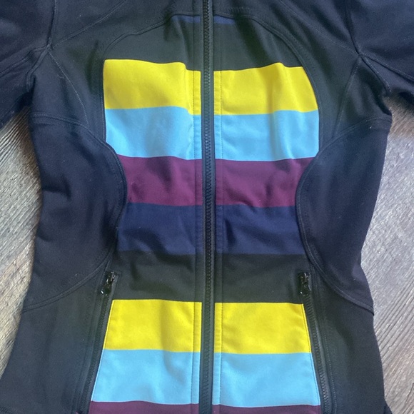 Lululemon jacket - Picture 2 of 4